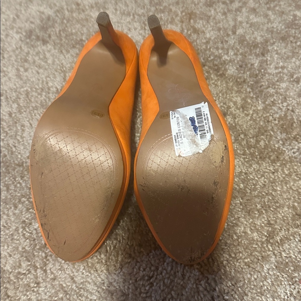 Jessica Simpson Bold Orange Heels - Picture 4 of 5